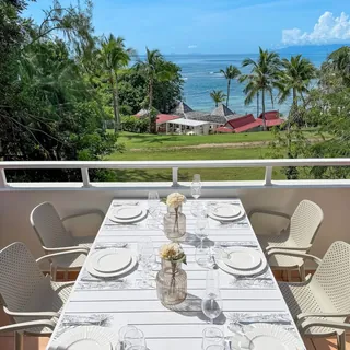 Terrasse avec vue sur la mer à Sainte-Anne